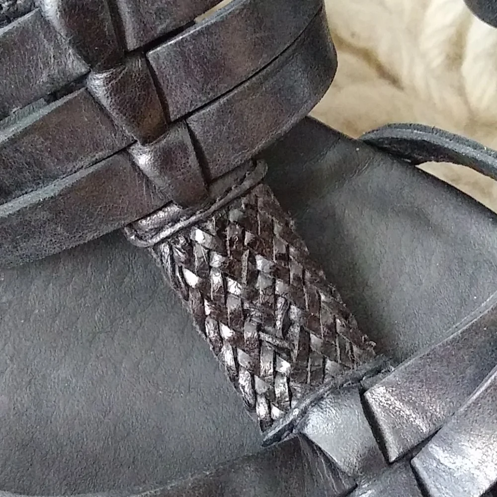 Black Women's UGG Strappy Slip-On Sandals